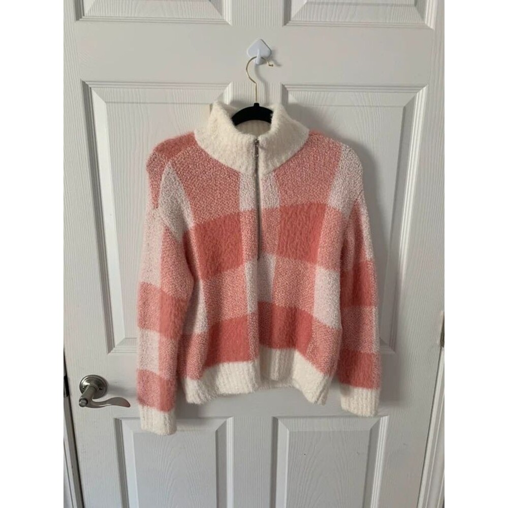 Pink & White Checkered Plush Quarter-Zip Sweater